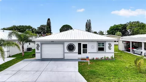 13981 Adelfa Ave, Fort Pierce, FL 34951