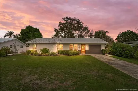 1003 NW 16th Pl, Stuart, FL 34994