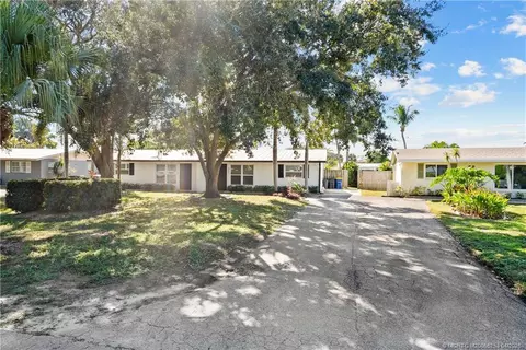24462456 SW Hideaway Ln, Stuart, FL 34994