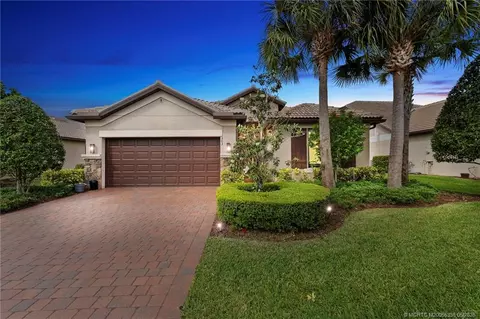 303 SE Courances Dr, Port Saint Lucie, FL 34984