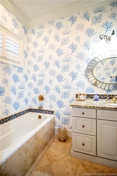 Bath - 3517 SE Doubleton Dr, Stuart, FL 34997 photo 4 of 10