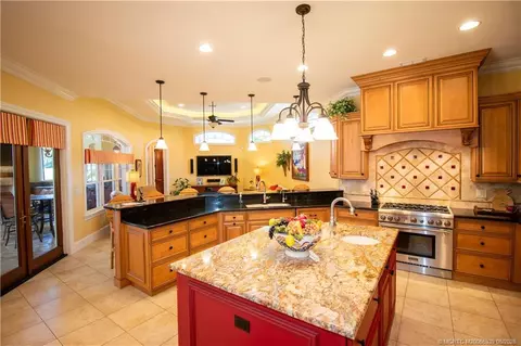 Kitchen - 3517 SE Doubleton Dr, Stuart, FL 34997 photo 4 of 4