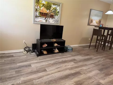 Living - 1225 NW 21st St #3211, Stuart, FL 34994 photo 1 of 2