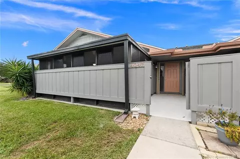 4047 NW Cinnamon Tree Cir, Jensen Beach, FL 34957
