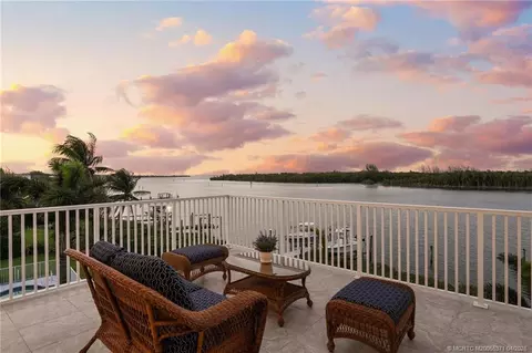 View/Area - 5675 SE Orange St, Stuart, FL 34997 photo 3 of 12