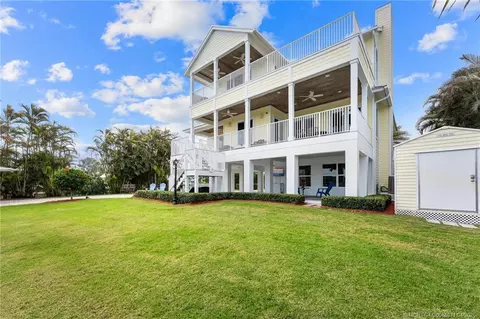 Exterior - 5675 SE Orange St, Stuart, FL 34997 photo 14 of 29