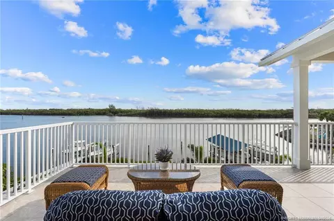 View/Area - 5675 SE Orange St, Stuart, FL 34997 photo 5 of 12