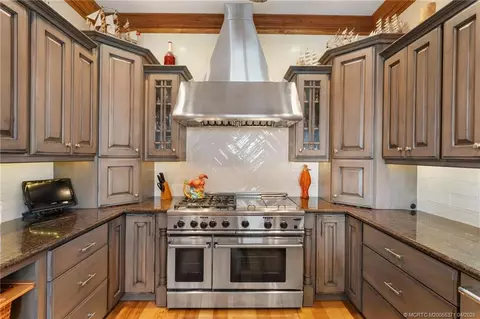Kitchen - 5675 SE Orange St, Stuart, FL 34997 photo 4 of 4