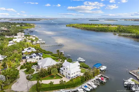 View/Area - 5675 SE Orange St, Stuart, FL 34997 photo 8 of 12