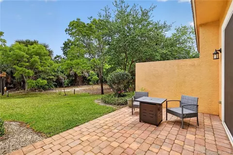 Exterior - 587 SW Glen Crest Way, Stuart, FL 34997 photo 2 of 5