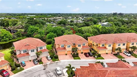 View/Area - 587 SW Glen Crest Way, Stuart, FL 34997 photo 3 of 11