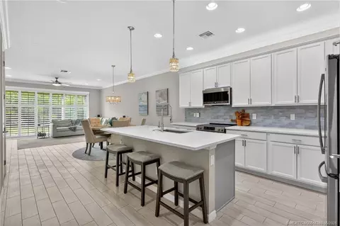 Kitchen - 587 SW Glen Crest Way, Stuart, FL 34997 photo 1 of 6
