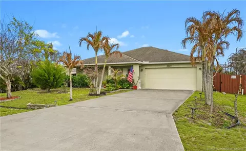 2009 SW Monterrey Ln, Port Saint Lucie, FL 34953