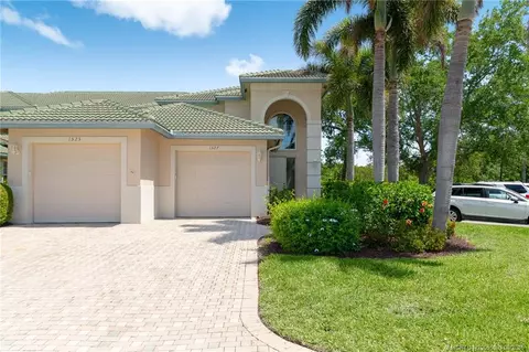 1527 SE Prestwick Ln #6D, Port Saint Lucie, FL 34952