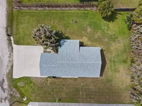 View/Area - 6285 SE Highland Ave, Stuart, FL 34997 photo 2 of 5
