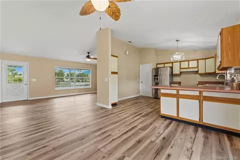 Living - 6285 SE Highland Ave, Stuart, FL 34997 photo 4 of 4