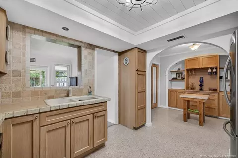 Kitchen - 4844 SE Pilot Way, Stuart, FL 34997 photo 4 of 4