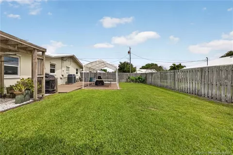 Exterior - 4844 SE Pilot Way, Stuart, FL 34997 photo 9 of 18