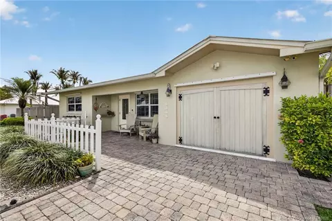 Exterior - 4844 SE Pilot Way, Stuart, FL 34997 photo 3 of 18