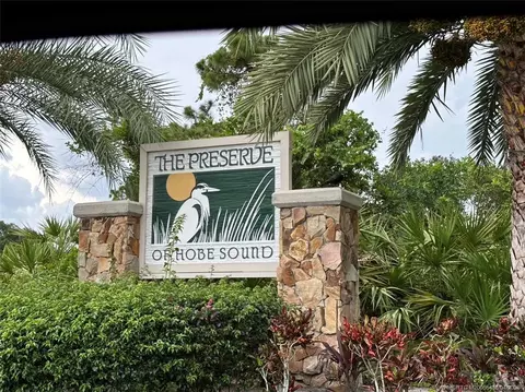 7461 SE Autumn Ln, Hobe Sound, FL 33455