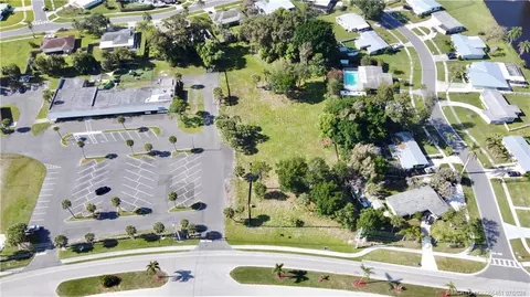 2767 SE Morningside Blvd, Port St Lucie, FL 34952