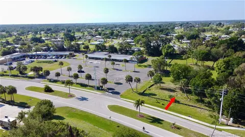 2767 SE Morningside Blvd, Port St Lucie, FL 34952