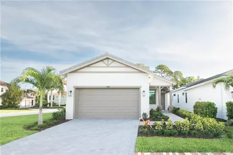 104 SE Strada Cervaro, Port Saint Lucie, FL 34952