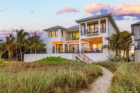 8036 S Ocean Dr, Jensen Beach, FL 34957
