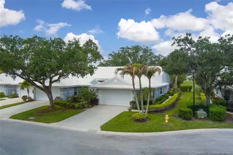 2438 SW Foxpoint Trl, Palm City, FL 34990