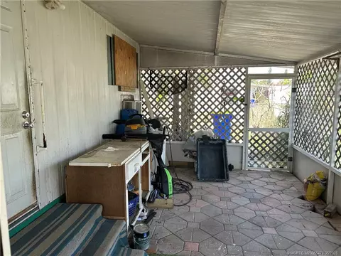 1574 NE Oriole Ave, Stuart, FL 34994 photo 7
