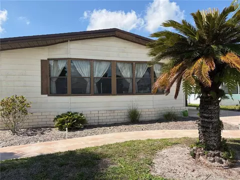 2856 SW Toronado Trl, Stuart, FL 34997 photo 2