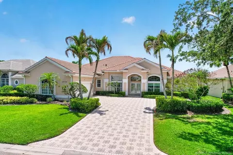2034 SW Bradford Pl, Palm City, FL 34990