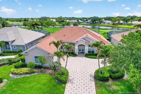 2034 SW Bradford Pl, Palm City, FL 34990