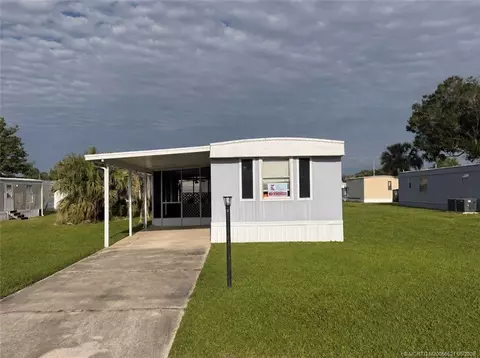 3630 Suncrest Dr, Melbourne, FL 32904