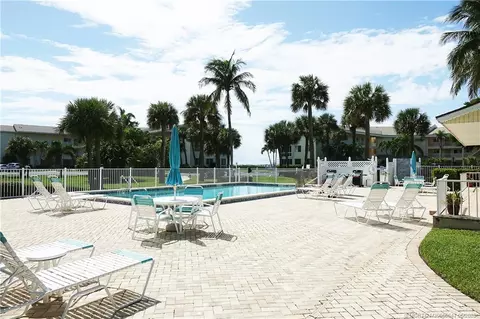 Exterior - 2375 NE Ocean Blvd #202, Stuart, FL 34996 photo 5 of 6
