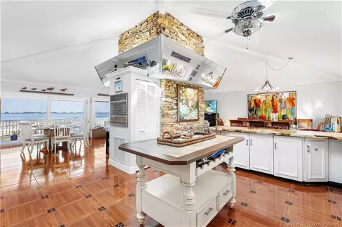 Kitchen - 8 Herons Nest, Stuart, FL 34996 photo 5 of 9
