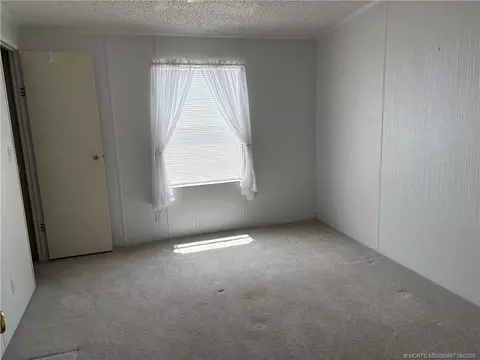 2465 SW Versailles Ter, Stuart, FL 34997 photo 12