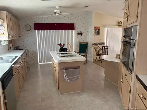 2465 SW Versailles Ter, Stuart, FL 34997 photo 6