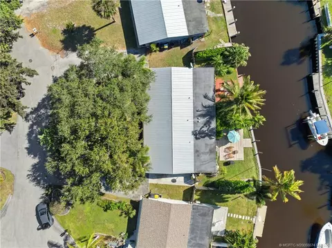 View/Area - 2446 SW Hideaway Ln, Stuart, FL 34994 photo 2 of 3