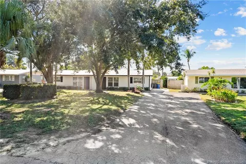 2446 SW Hideaway Ln, Stuart, FL 34994