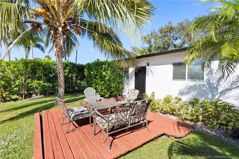 Exterior - 2456 SW Hideaway Ln, Stuart, FL 34994 photo 5 of 5
