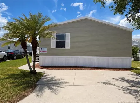 3484 Newberry St, Saint Cloud, FL 34772