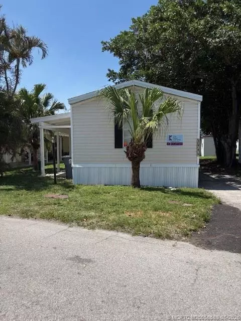 3949 Redman Pkwy, Boynton Beach, FL 33436