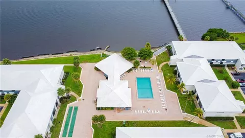 175 SE Saint Lucie Blvd #H-186, Stuart, FL 34996