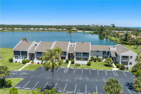 3206 S Lakeview Cir #1203, Fort Pierce, FL 34949
