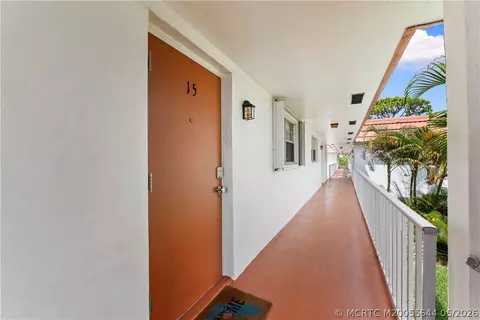 Entry Way - 2600 SE Ocean Blvd #EE15, Stuart, FL 34996 photo 2 of 2