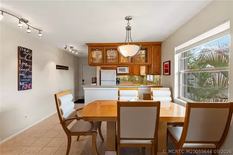 Dining - 2600 SE Ocean Blvd #EE15, Stuart, FL 34996 photo 3 of 3