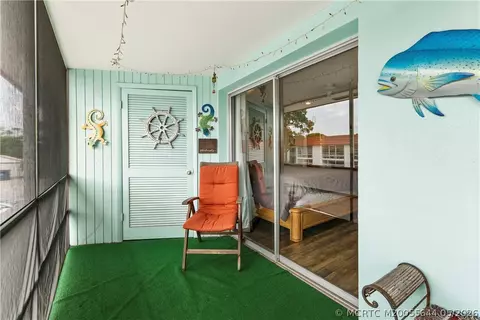 Exterior - 2600 SE Ocean Blvd #EE15, Stuart, FL 34996 photo 4 of 10