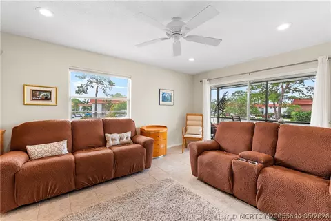 Living - 2600 SE Ocean Blvd #EE15, Stuart, FL 34996 photo 2 of 2