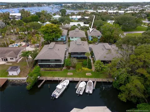4105 SE Centerboard Ln #2-B, Stuart, FL 34997